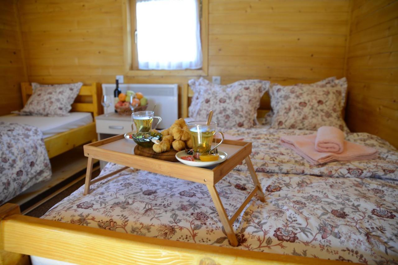 Resort Skrivena Berane Rum bild