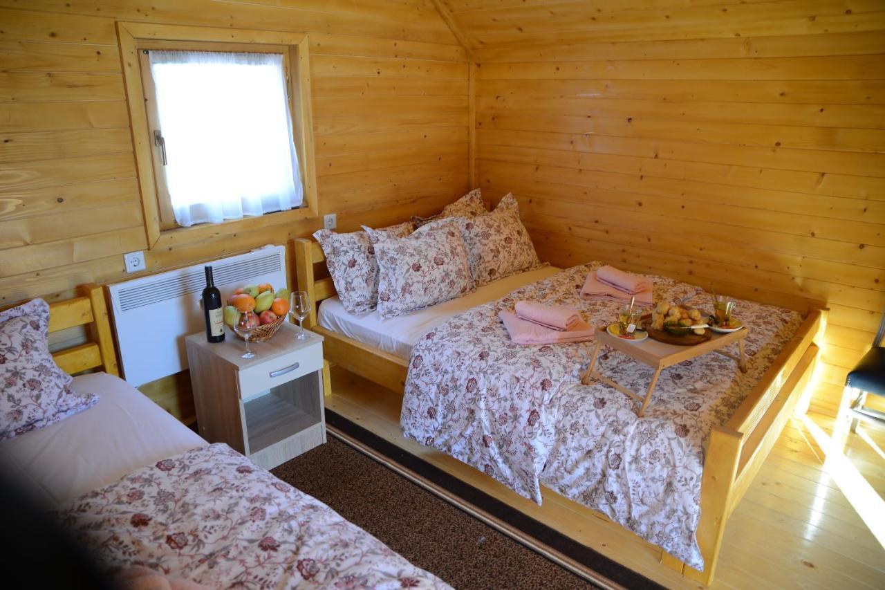 Resort Skrivena Berane Rum bild
